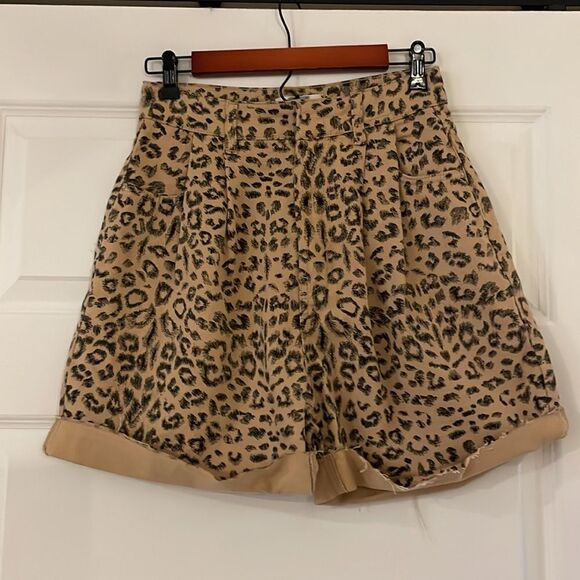 Free People We the Free Dogtown Leopard/Cheetah Print High Waisted Denim Shorts - Picture 9 of 10